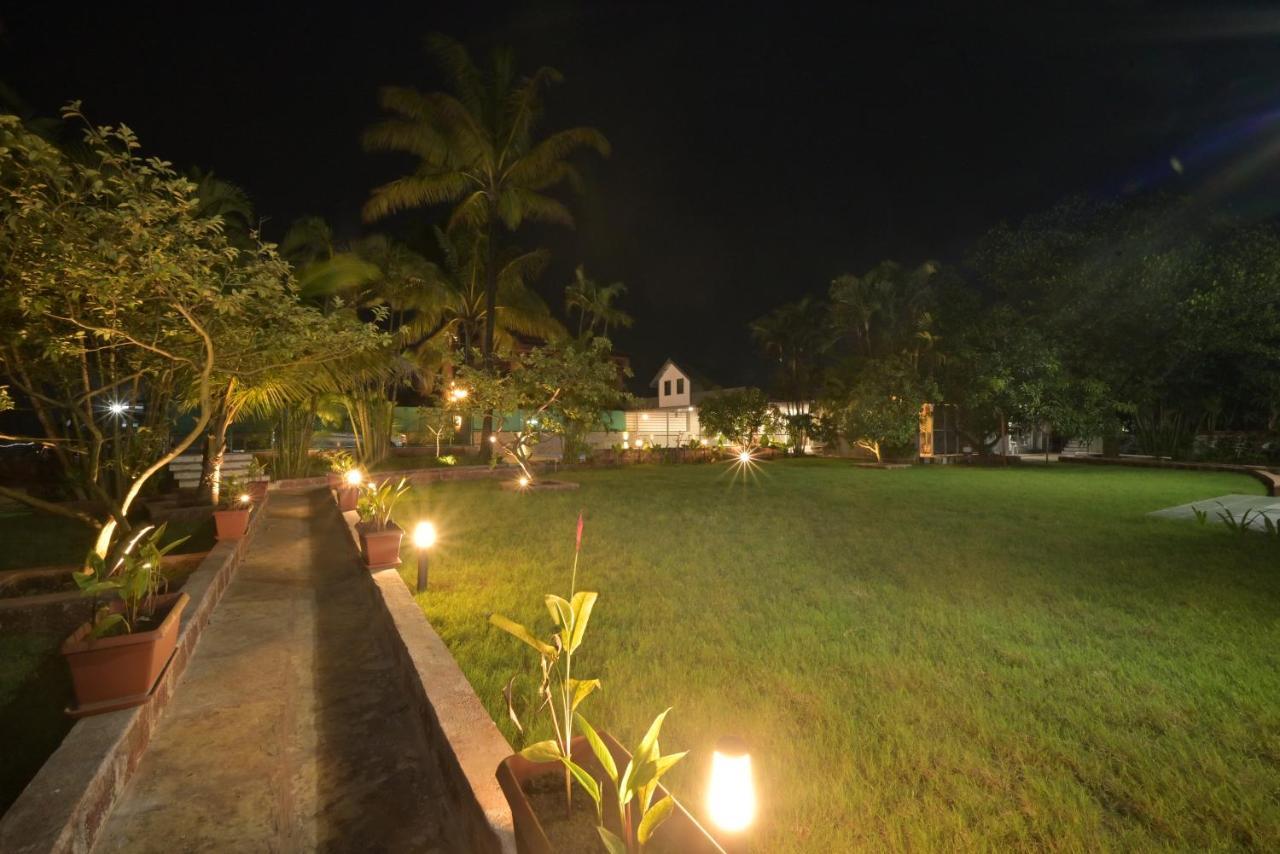Secret Garden Villa By Tropicana Stays Lonavala Exterior photo